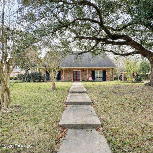 110 Rimwood Ave, Lafayette, LA, 70501-6560 | Card Image