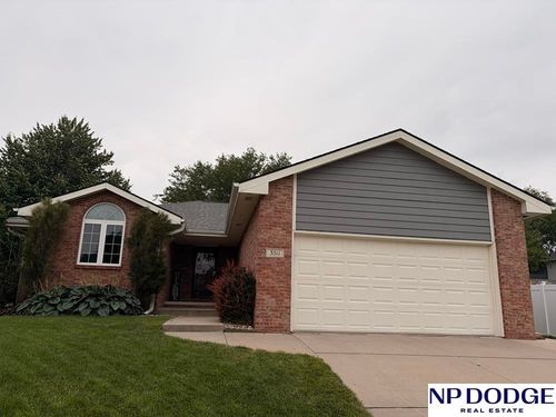 3511 Mesquite Cir, Lincoln, NE, 68516-5761 | Card Image