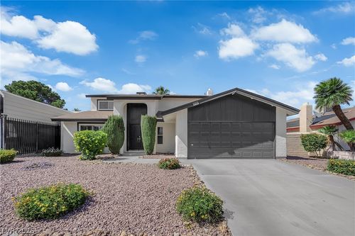 6756 Endora Dr, Las Vegas, NV, 89103-2013 | Card Image