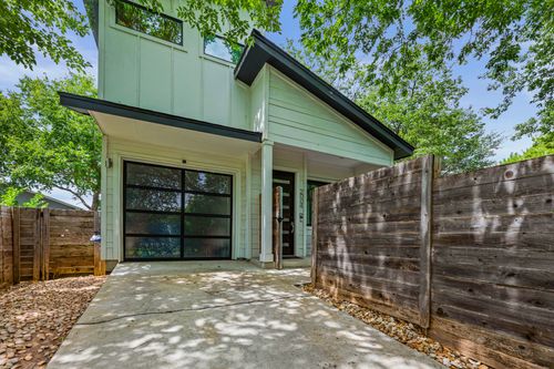2-2004 E 10th St, Austin, TX, 78702-3410 | Card Image