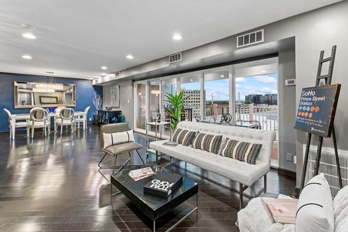 3415 W End Ave, Nashville, TN, 37203-1063 | Card Image