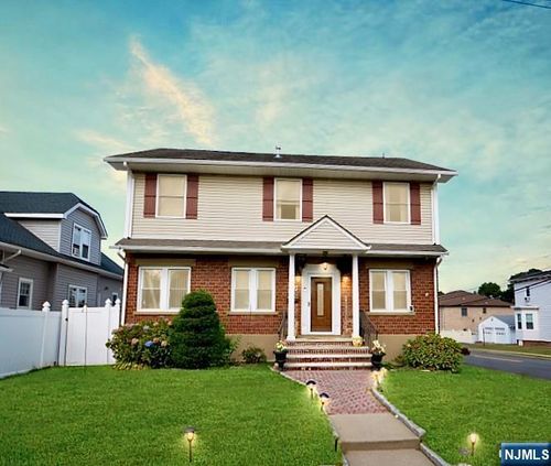 89 Rose St, Wood Ridge, NJ, 07075-2224 | Card Image