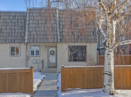 2-2412 30 St Sw, Calgary, AB, T3E2M1 | Card Image