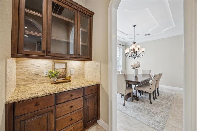 Butler's Pantry adjoining the Formal Dining | Image 17