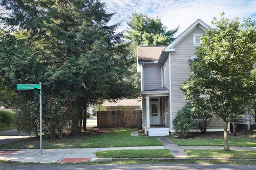109 W Pacemont Rd, Columbus, OH, 43202-1011 | Card Image
