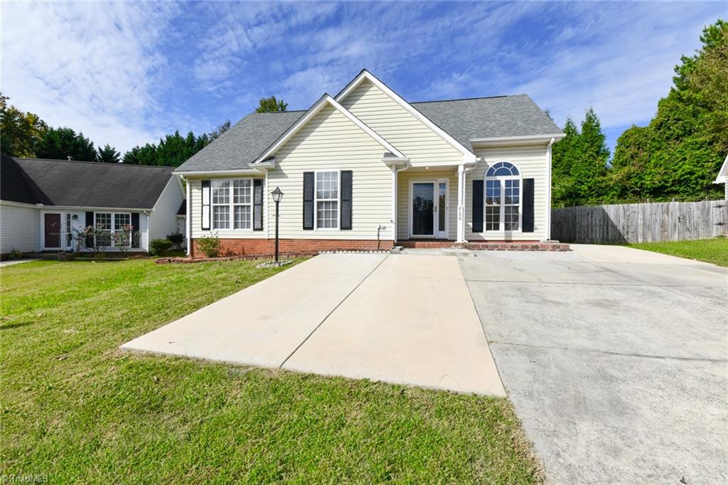 2106 Carlisle Way, For Sale in High Point Zoocasa