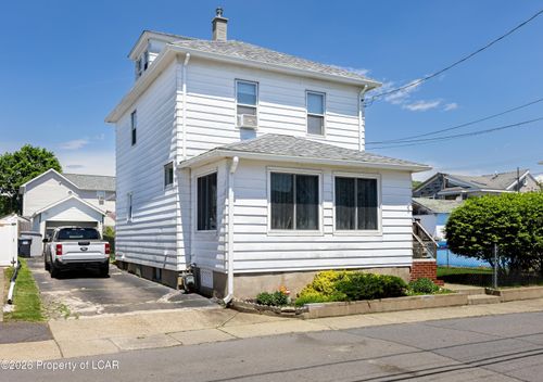 11 Gregory St, West Wyoming, PA, 18644-1505 | Card Image