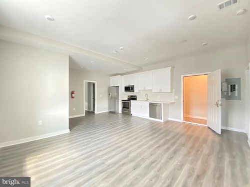 903-1 W Main St, NORRISTOWN, PA, 19401-4766 | Card Image