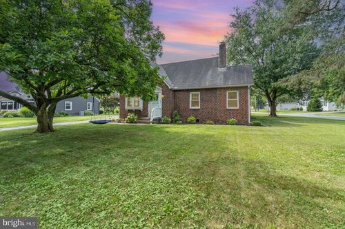 920 W Louther St, CARLISLE, PA, 17013-1726 | Card Image