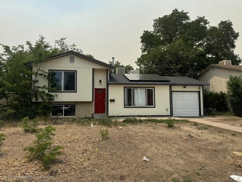149 Glenn Pl, Pueblo, CO, 81001-1916 | Card Image