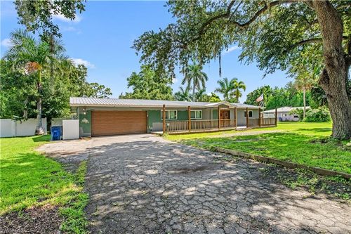 52 W North Shore Ave, NORTH FORT MYERS, FL, 33903-4404 | Card Image