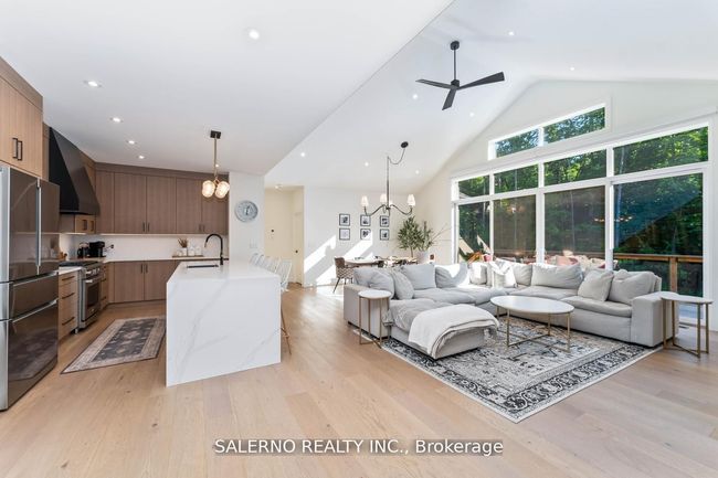 10 Jean Miller Crt, House other with 5 bedrooms, 4 bathrooms and 6 parking in Minesing ON | Image 11