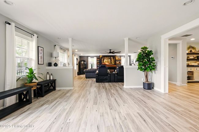1717 Stricker Rd, House other with 5 bedrooms, 5 bathrooms and null parking in Memphis IN | Image 8
