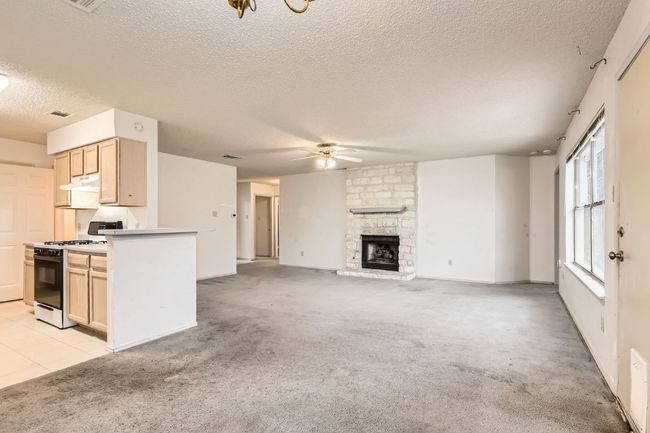10421 Cayuse Cv, House other with 3 bedrooms, 2 bathrooms and 4 parking in Austin TX | Image 9