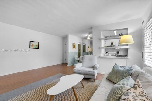 255 Sunrise Dr, Key Biscayne, FL, 33149 | Card Image
