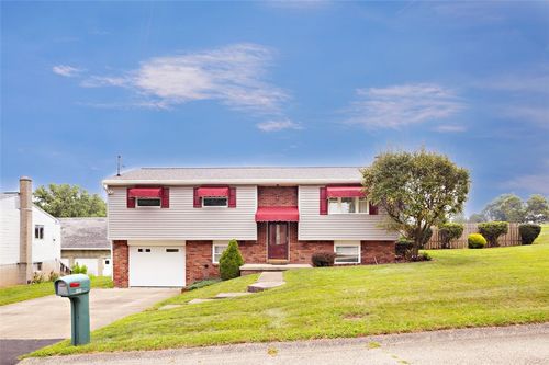 105 Val Jo Dr, W Leechburg, PA, 15656-9215 | Card Image