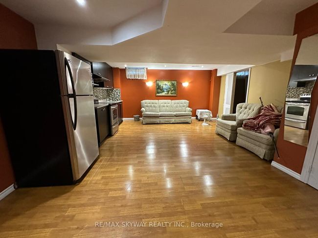 BASEMNT - 22 Waterdale Rd, House other with 1 bedrooms, 1 bathrooms and 2 parking in Brampton ON | Image 6