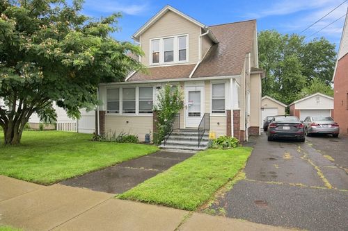 90 Bonneville Ave, Chicopee, MA, 01013-3018 | Card Image