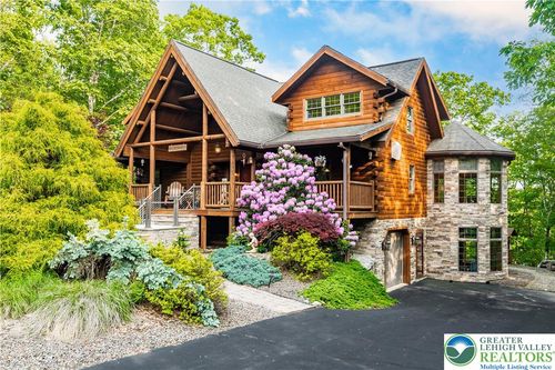 120 Dakota Dr, Hazleton, PA, 18202-3407 | Card Image