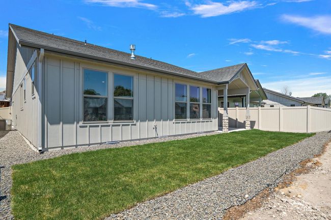 1724 N Black Elm Ln, House other with 4 bedrooms, 3 bathrooms and 2 parking in Star ID | Image 5