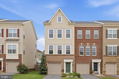 6086 Forum Sq, FREDERICK, MD, 21703-2889 | Card Image