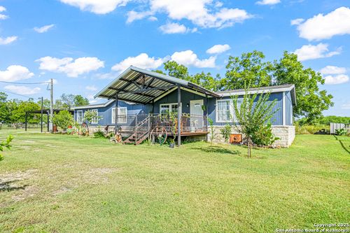 11430 Hollowell Rd, Atascosa, TX, 78002-3453 | Card Image