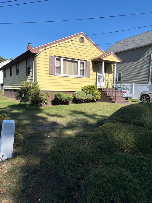 394 Harding Ave, Stratford, CT, 06615-7247 | Card Image