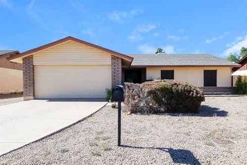 3131 W Campo Bello Dr, Phoenix, AZ, 85053-1816 | Card Image
