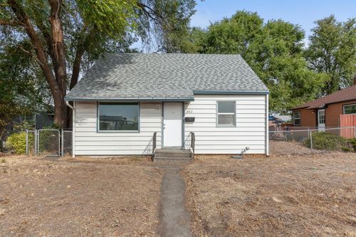 2412 W Wellesley Ave, Spokane, WA, 99205-5006 | Card Image