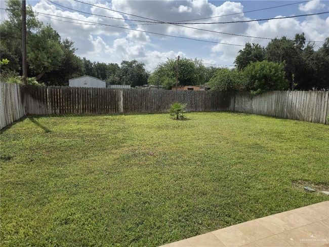 404 Lance St, House other with 3 bedrooms, 2 bathrooms and 1 parking in Alamo TX | Image 15