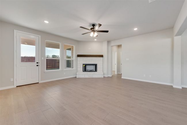 1248 Colca Dr, House other with 4 bedrooms, 2 bathrooms and null parking in Springtown TX | Image 10