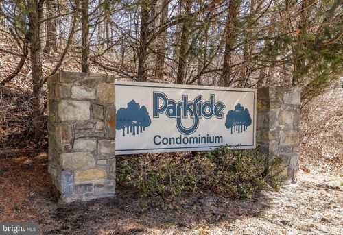 m204-10501 Montrose Ave, BETHESDA, MD, 20814-4141 | Card Image