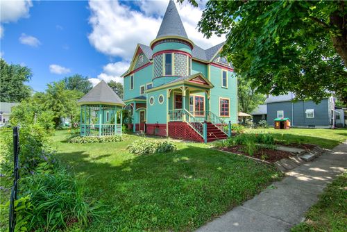 113 W Perkins St, Augusta, WI, 54722-9072 | Card Image
