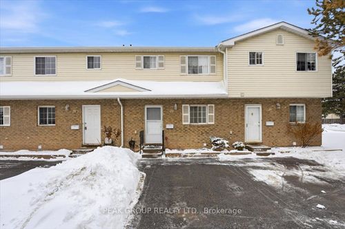 20-8136 Coventry Rd, Niagara Falls, ON, L2H2X6 | Card Image