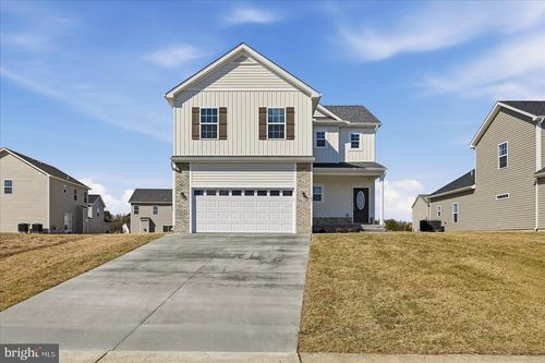 251 Rossmann Blvd, WINCHESTER, VA, 22602-4395 | Card Image