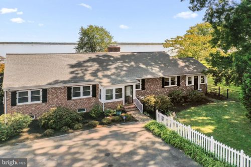 19841 Tidewater Trl, TAPPAHANNOCK, VA, 22560-5200 | Card Image