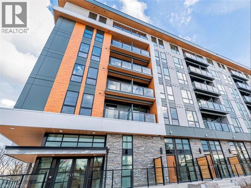 204-312 Erb St W, Waterloo, ON, N2L0K9 | Card Image