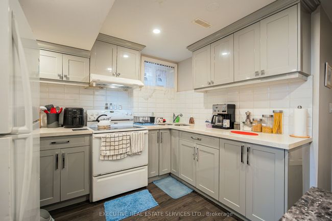 4 Simmons Blvd, House other with 5 bedrooms, 4 bathrooms and 3 parking in Brampton ON | Image 35