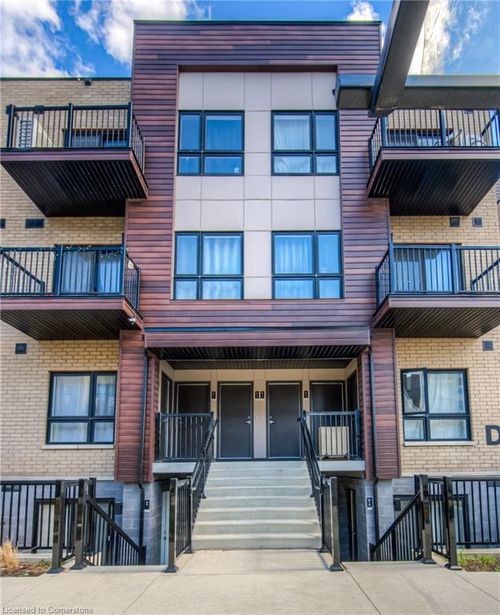 d13-10 Palace St, Kitchener, ON, N2E0J3 | Card Image