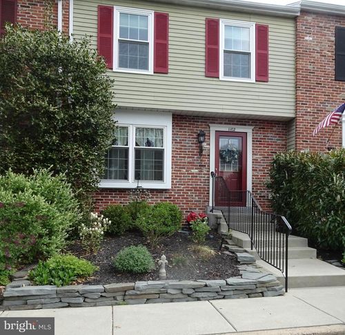 1102 Seminole Gdns, AMBLER, PA, 19002-3612 | Card Image