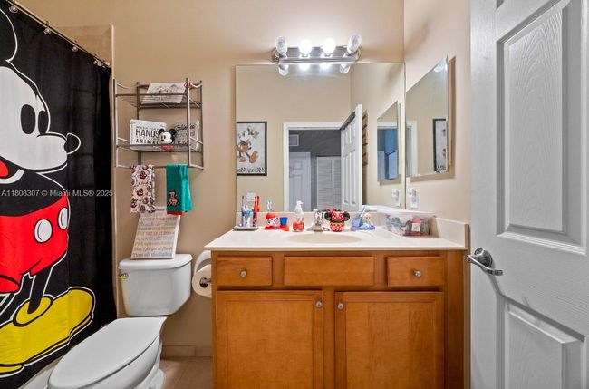 3427 W 89 Th Ter, Townhouse with 3 bedrooms, 3 bathrooms and null parking in HIALEAH FL | Image 33
