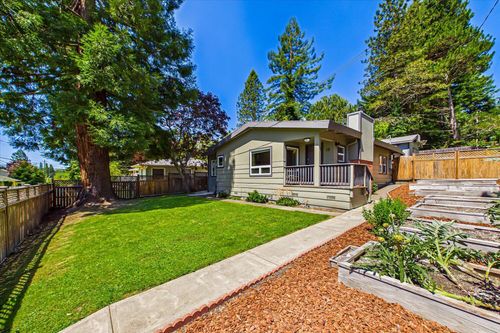 10 Page Way, Fortuna, CA, 95540-9713 | Card Image