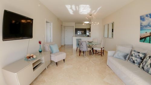 1721-550 Okeechobee Blvd, West Palm Beach, FL, 33401-6317 | Card Image