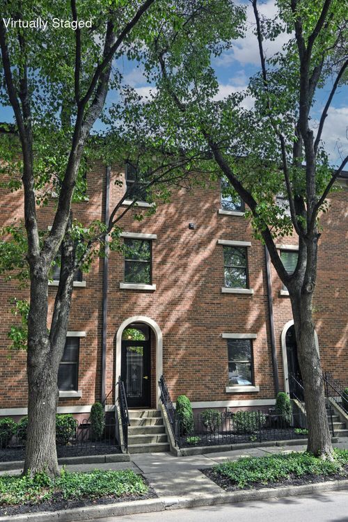 b-210 E 2nd St, Covington, KY, 41011-1702 | Card Image