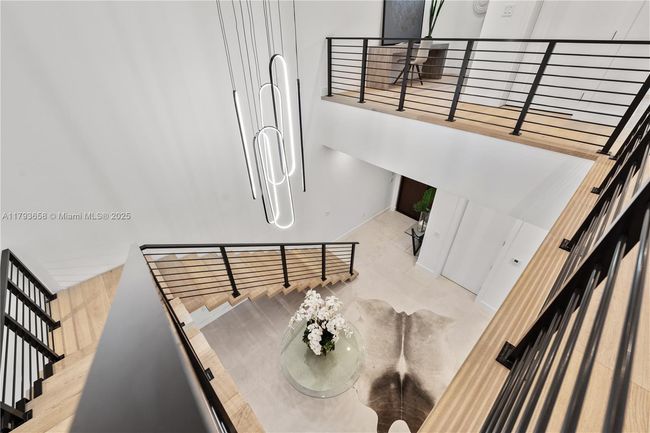 4951 University Dr, Townhouse with 3 bedrooms, 5 bathrooms and null parking in Coral Gables FL | Image 33