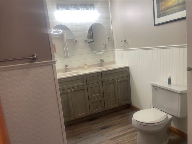 303 N Dazey St, House other with 4 bedrooms, 3 bathrooms and null parking in Findlay IL | Image 19