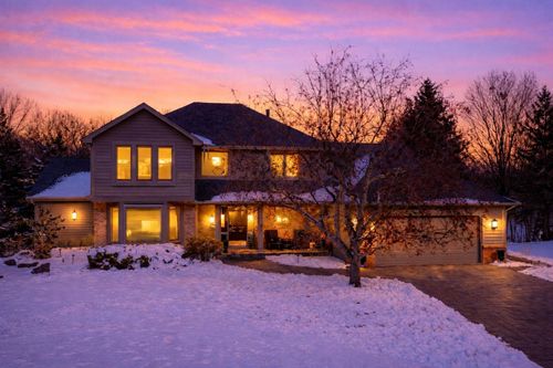 2257 Mahogany Way, Eagan, MN, 55122-3305 | Card Image