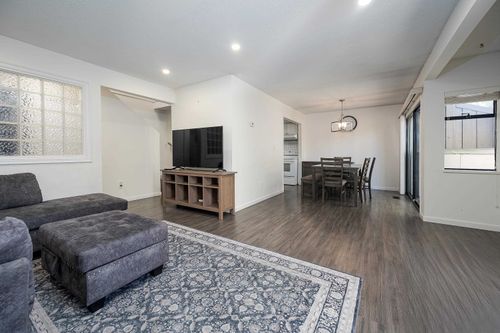 48-9460 Glenallan Dr, Richmond, BC, V7A2S8 | Card Image