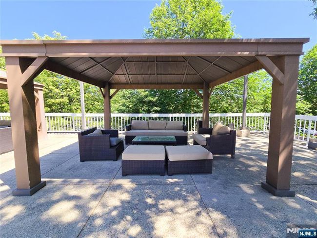 PH-6 - 1077 River Rd, House attached with 1 bedrooms, 2 bathrooms and null parking in Edgewater NJ | Image 31