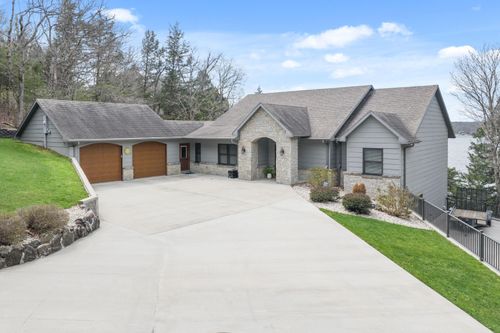18028 Bayview Ln, Rocky Mount, MO, 65072-2451 | Card Image